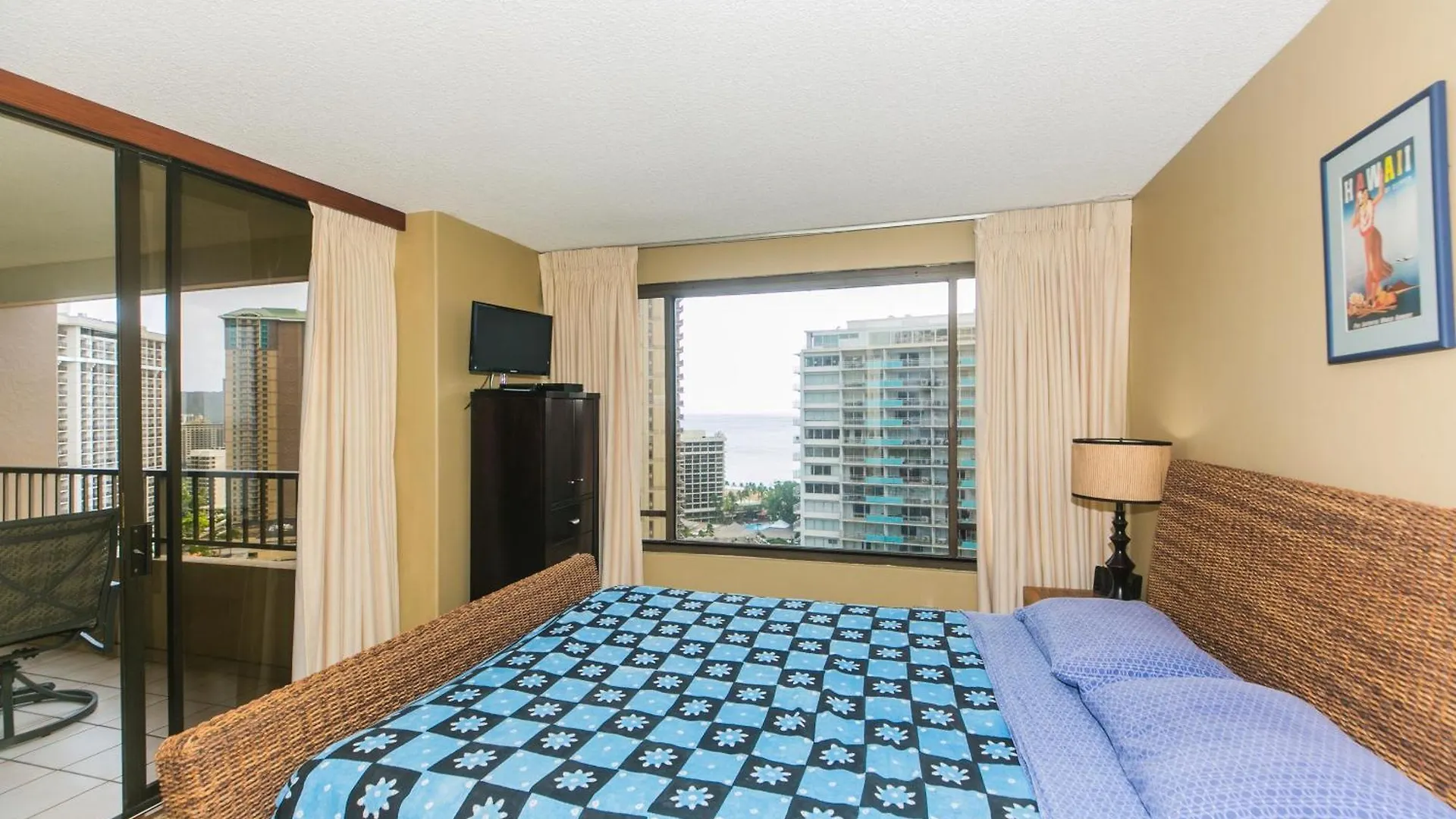 One Bedroom Discovery Bay Condos With Kitchen, Free Wifi & Amazing Views Honolulu USA