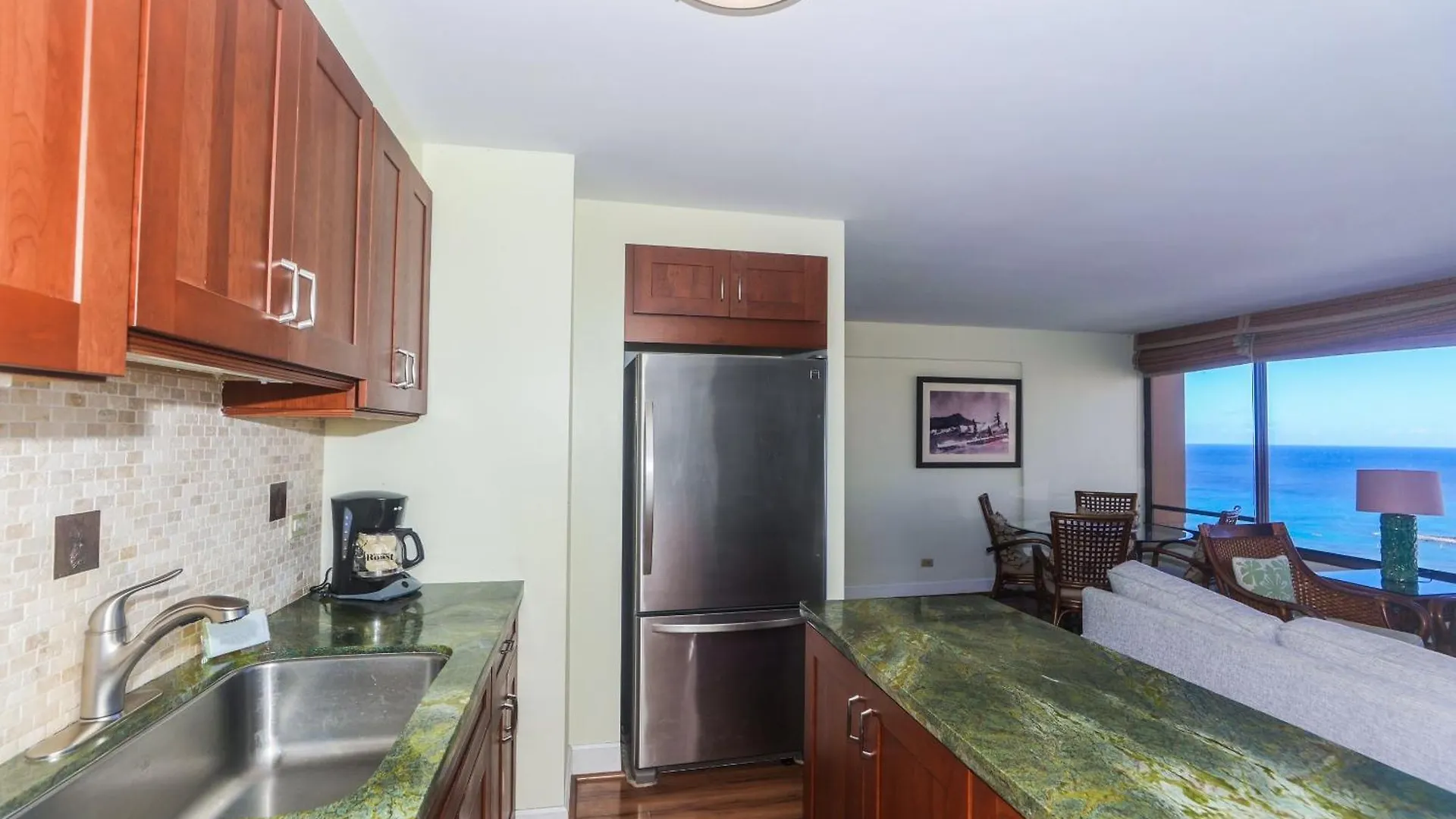 One Bedroom Discovery Bay Condos With Kitchen, Free Wifi & Amazing Views Honolulu Lägenhet